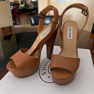 Steve Madden Gingeer Heels Cognac Size 7.5